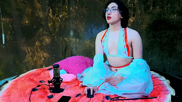 Snapshot of -BlueOpal- chatting on 10-05-25, 06:09 -BlueOpal- online show from 10-05-25, 06:09