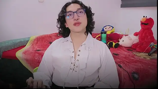 Snapshot of -BlueOpal- chatting on 02-13-26, 12:43 -BlueOpal- online show from 02-13-26, 12:43