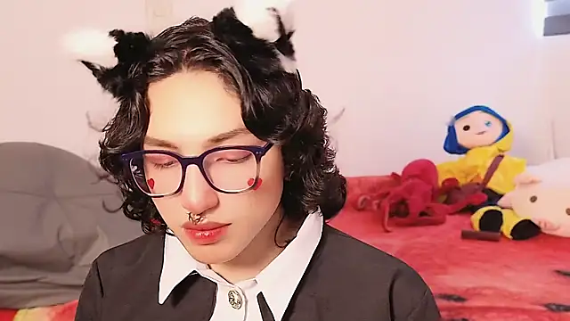 Snapshot of -BlueOpal- chatting on 02-14-26, 01:00 -BlueOpal- online show from 02-14-26, 01:00