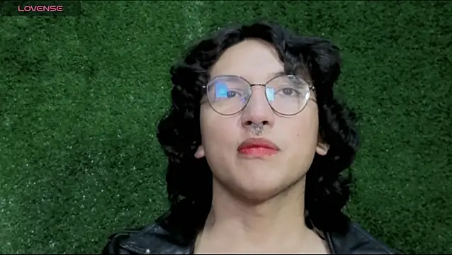 Snapshot of -BlueOpal- chatting on 11-24-25, 07:03 -BlueOpal- online show from 11-24-25, 07:03