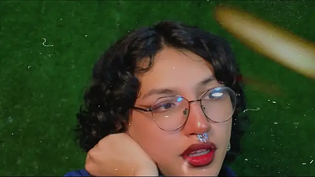 Snapshot of -BlueOpal- chatting on 11-21-25, 08:08 -BlueOpal- online show from 11-21-25, 08:08