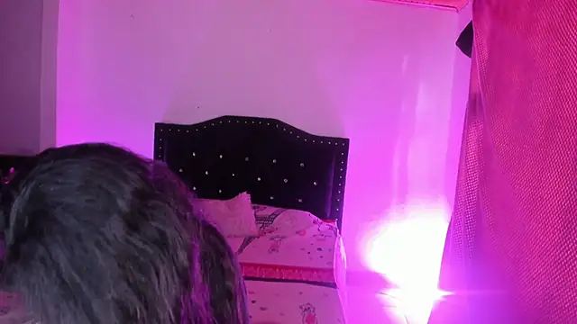 kitty  chs online show from 12-02-25, 11:23