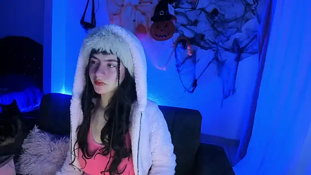 kitty  chs online show from 11-17-25, 11:25