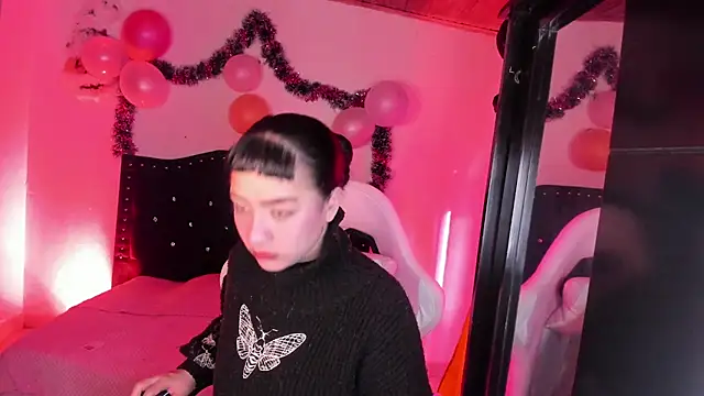 kitty  chs online show from 01-09-26, 12:23