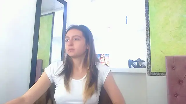 lala clark online show from 11-12-25, 12:20