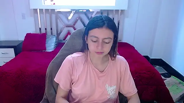 lala clark online show from 10-17-25, 01:02