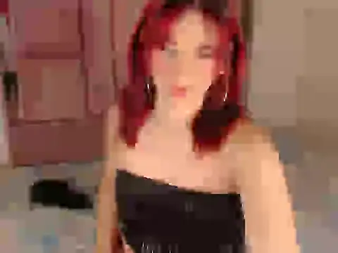 Snapshot of roxanawillts chatting on 10-13-25, 12:34 roxanawillts online show from 10-13-25, 12:34
