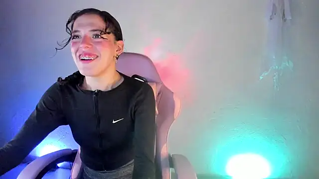 zakura Haruno online show from 11-15-25, 11:47