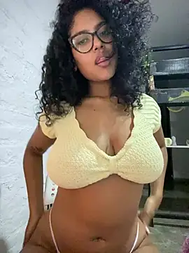 miiabrown18 online show from 05-13-26, 01:12