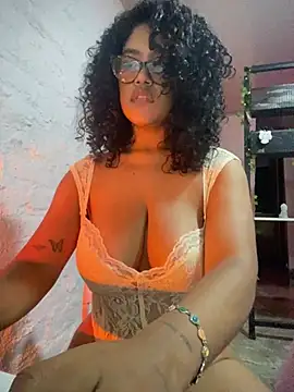 miiabrown18 online show from 05-29-26, 01:44