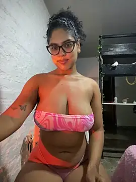 miiabrown18 online show from 06-03-26, 07:31