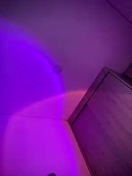 miiabrown18 online show from 11-30-25, 10:54