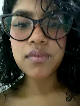 miiabrown18 online show from 10-19-25, 01:41