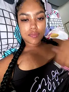 miiabrown18 online show from 11-03-25, 11:47