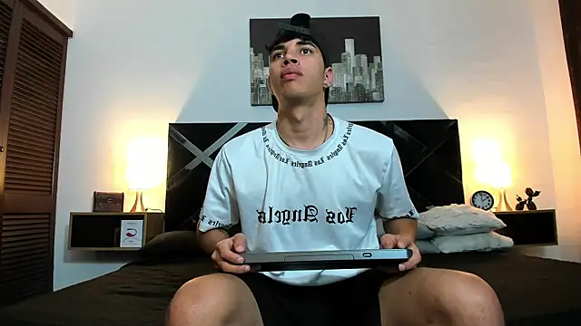 Snapshot of iammariano chatting on 04-12-26, 02:59 iammariano online show from 04-12-26, 02:59