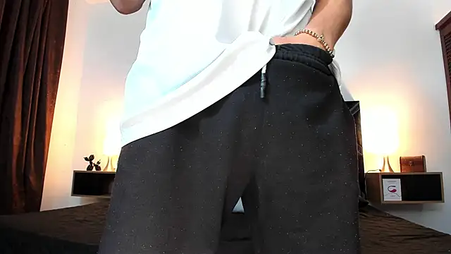 Snapshot of iammariano chatting on 04-11-26, 03:25 iammariano online show from 04-11-26, 03:25