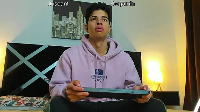 Snapshot of iammariano chatting on 03-13-26, 04:28 iammariano online show from 03-13-26, 04:28