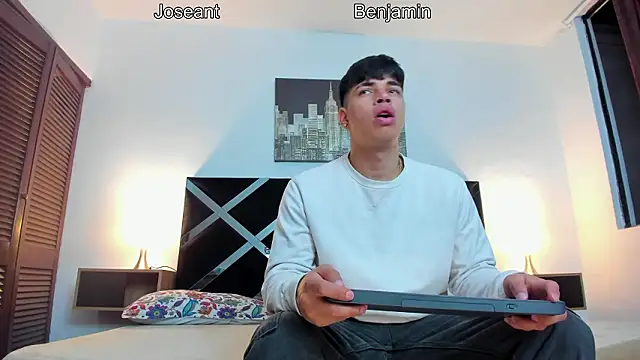 Snapshot of iammariano chatting on 03-20-26, 01:50 iammariano online show from 03-20-26, 01:50