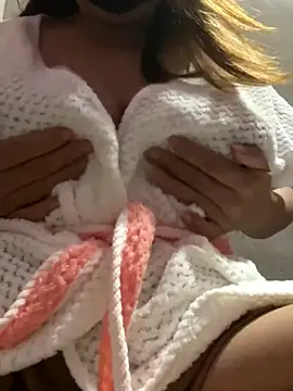 Ni ni22 online show from 11-25-25, 04:51