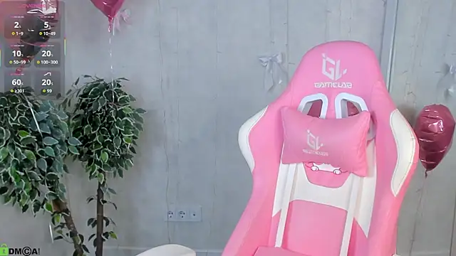 Snapshot of Berta_Kelly chatting on 02-15-26, 12:11 Berta Kelly online show from 02-15-26, 12:11