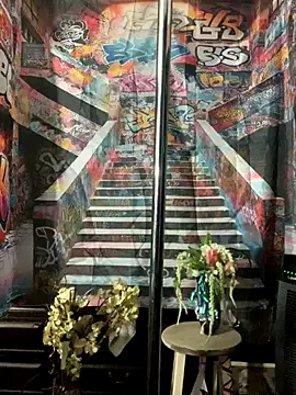 blondebarbiebae online show from 11-08-25, 10:35