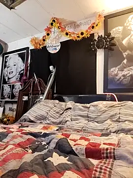 blondebarbiebae online show from 12-19-25, 05:43