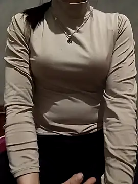 Lover-loverxx online show from 12-05-25, 12:26