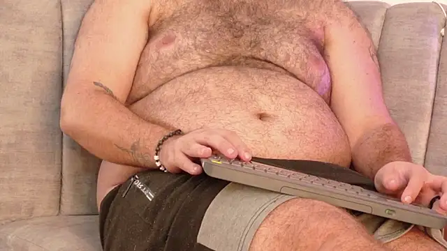 big bearr online show from 11-24-25, 03:39