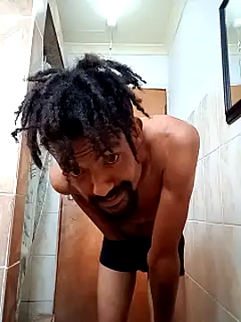 Snapshot of Goofygoody17 chatting on 01-17-26, 05:33 Goofygoody17 online show from 01-17-26, 05:33