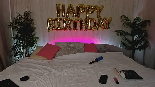 Alic Fox online show from 12-23-25, 12:43