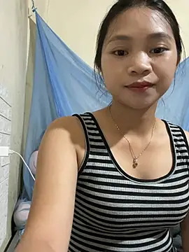 Snapshot of Mayy1 chatting on 07-20-26, 03:03 Mayy1 online show from 07-20-26, 03:03