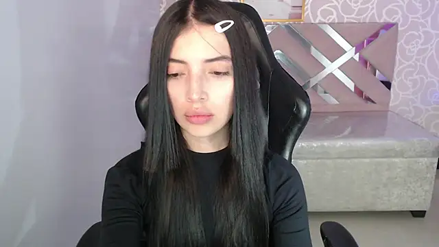 Snapshot of cynthia_ch chatting on 10-10-25, 03:51 cynthia ch online show from 10-10-25, 03:51