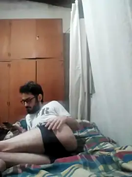 Snapshot of Fefede97_ chatting on 12-01-25, 01:45 Fefede97 online show from 12-01-25, 01:45