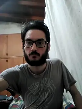 Snapshot of Fefede97_ chatting on 05-06-26, 02:32 Fefede97 online show from 05-06-26, 02:32