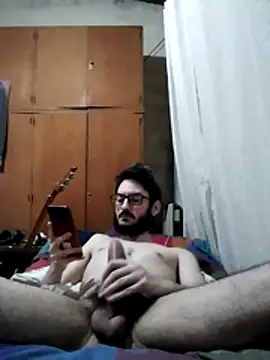 Snapshot of Fefede97_ chatting on 11-23-25, 06:51 Fefede97 online show from 11-23-25, 06:51
