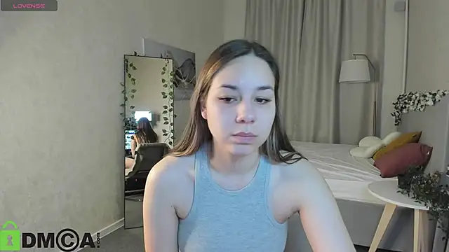 Al1ice Moures online show from 12-02-25, 01:06