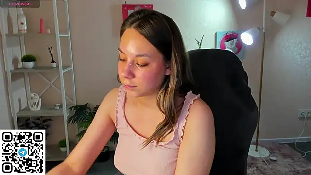 Snapshot of Al1ice_Moures chatting on 02-03-26, 06:40 Al1ice Moures online show from 02-03-26, 06:40