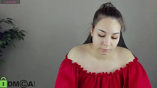 Snapshot of Al1ice_Moures chatting on 02-13-26, 09:31 Al1ice Moures online show from 02-13-26, 09:31