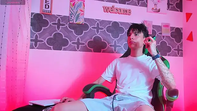 Skinny batman online show from 01-14-26, 09:40