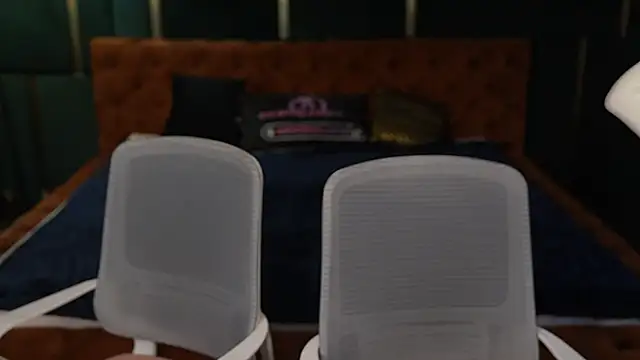 Snapshot of Luchi_Sun chatting on 11-19-25, 11:21 Luchi Sun online show from 11-19-25, 11:21