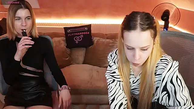 Snapshot of Luchi_Sun chatting on 11-13-25, 11:14 Luchi Sun online show from 11-13-25, 11:14