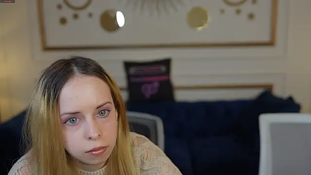 Snapshot of Luchi_Sun chatting on 10-20-25, 10:05 Luchi Sun online show from 10-20-25, 10:05