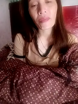 Snapshot of suka-bae chatting on 10-02-25, 07:23 suka-bae online show from 10-02-25, 07:23