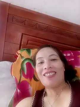 Snapshot of suka-bae chatting on 10-17-25, 04:49 suka-bae online show from 10-17-25, 04:49