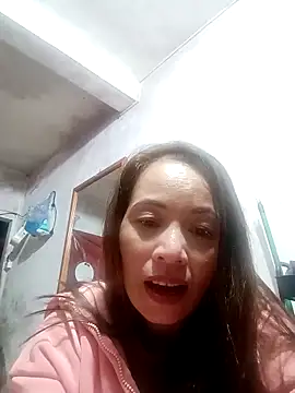 Snapshot of suka-bae chatting on 10-19-25, 05:26 suka-bae online show from 10-19-25, 05:26