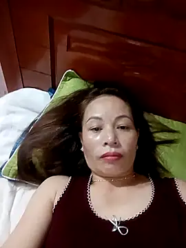 Snapshot of suka-bae chatting on 10-20-25, 06:59 suka-bae online show from 10-20-25, 06:59