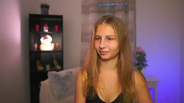 emmie murray online show from 11-29-25, 02:17