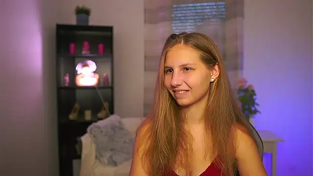 emmie murray online show from 12-19-25, 02:08