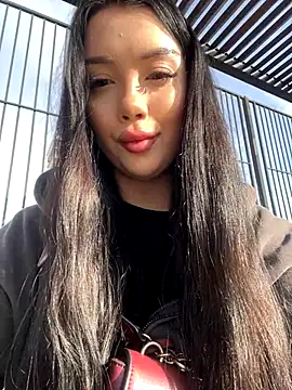 kiss Lissa online show from 11-20-25, 08:59