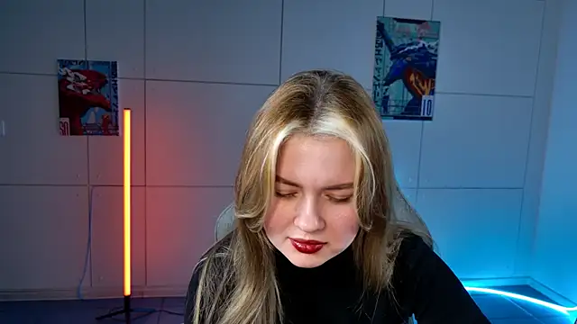 HaleySun online show from 10-01-25, 01:15